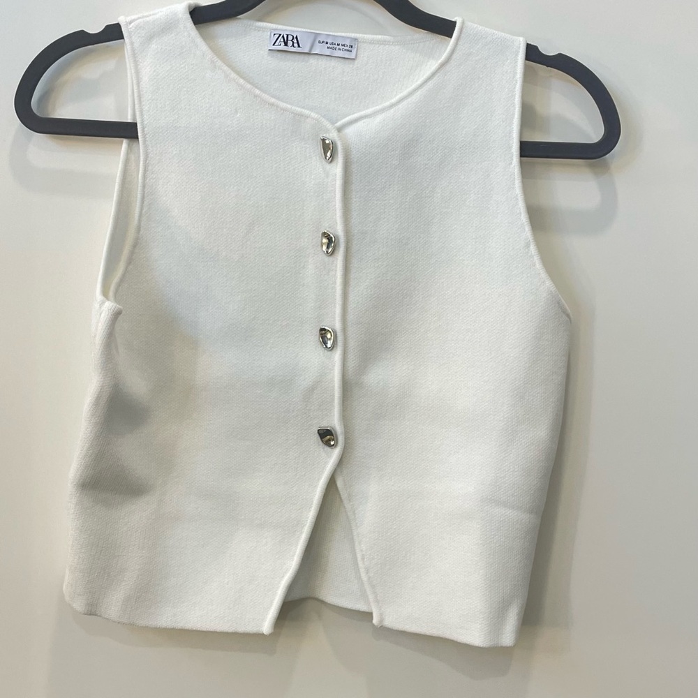 Zara Ivory Buttoned Sleeveless Top